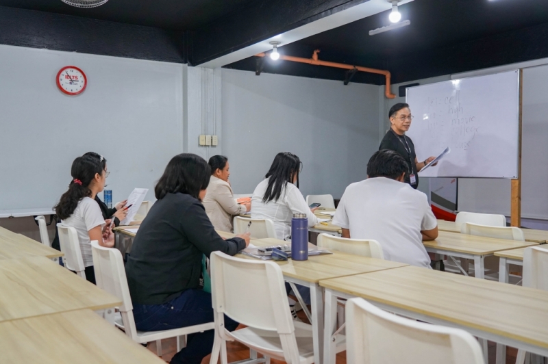 フィリピン留学 Cebu21 - Challenger Campus-East Building Classrooms-3
